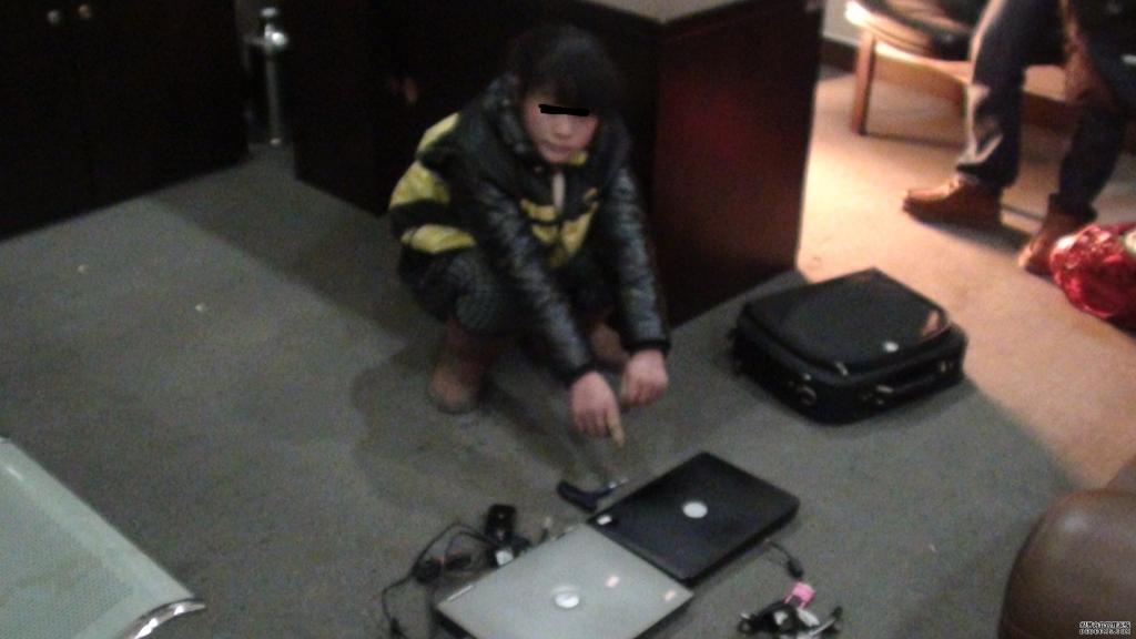 嫌疑人指认被盗物品