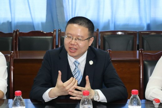 成都极客未来教育科技有限公司产品中心副总监、蓝鲸学院院长叶茂讲话