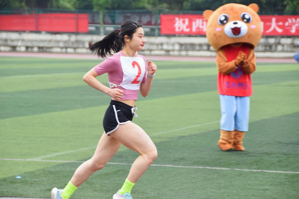 https://www.swpu.edu.cn/__local/0/E2/2F/D4D7673316B57964E1CD37F0B70_DCFF053F_10D05.jpg