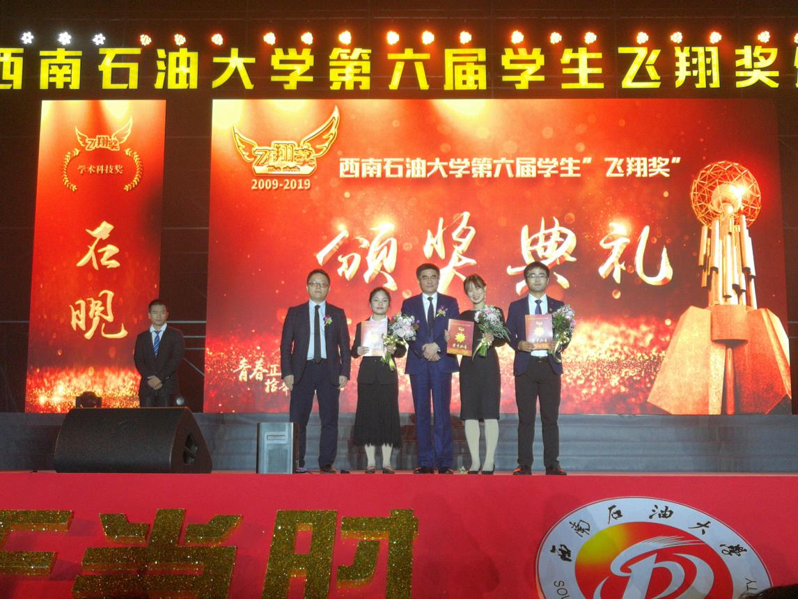 67A52A5B586B3C54DC14091E602AD42B