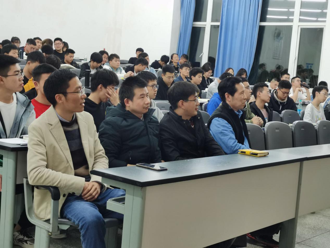 说明: 2020.11.10教师交流会2ffd2c4dc067f451