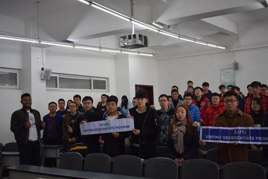 说明:C:\Users\Administrator\Desktop\新闻部\2017-12-14 李彦锋 吴颖 AAPG讲座\讲座\DSC_1801.JPG