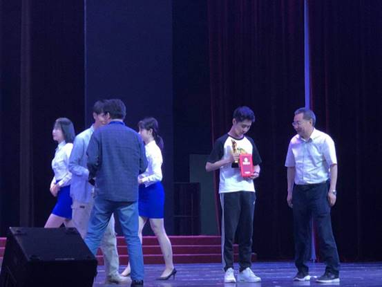 67afa0ef9baa940b6462bf22425a2f7