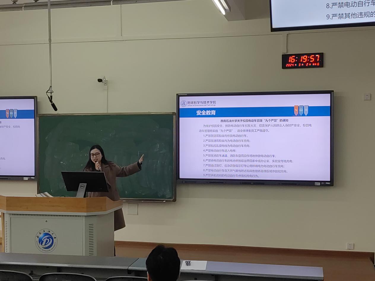 c4e8a0755e218ccb433deb21bc5a599