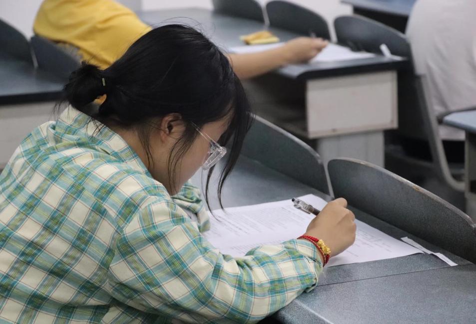 fedfea6cfce8fa940b6ebd1b62a2026