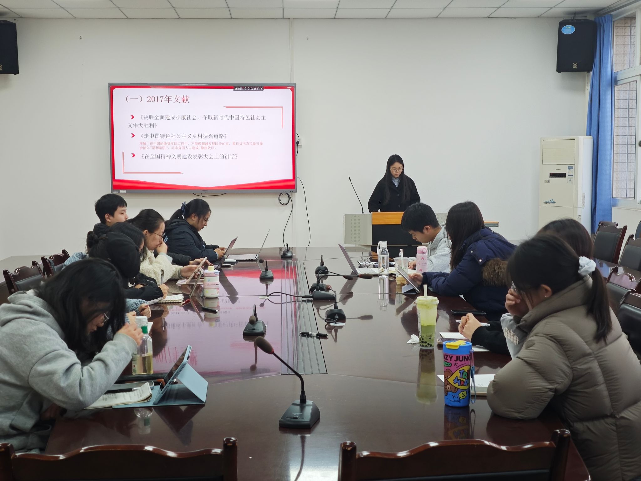 7167a4da76b6fc4a5ff963822c1f2aea