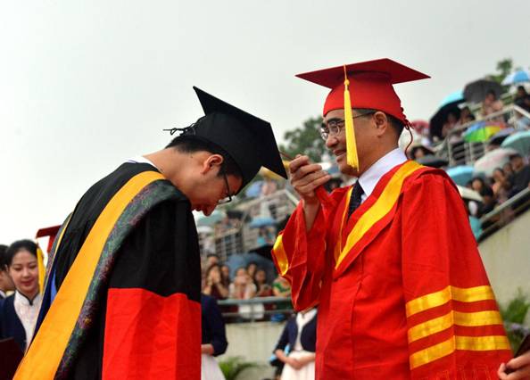 http://www.swpu.edu.cn/__local/6/A7/22/9F43EB2E7D65D24D8BC689E07B7_B63AD646_141F1.jpg