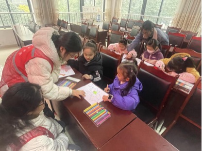 “守护蝶梦·志路童行”图片