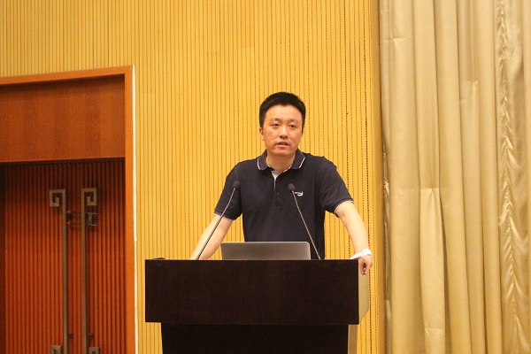 范起东深入讲解“两学一做”