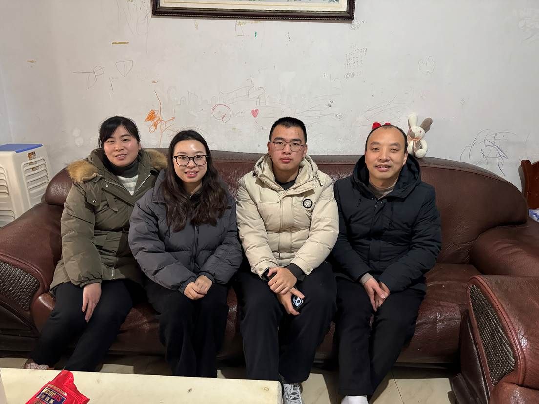 刘杨洁雅