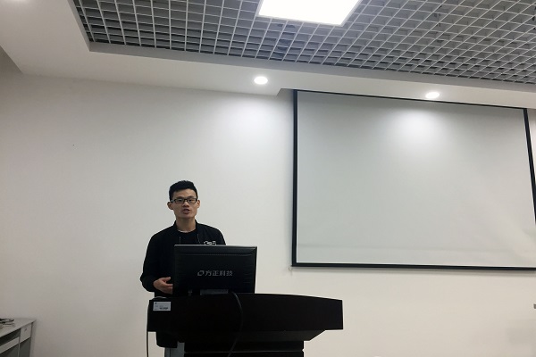 入党积极分子车正强进行汇报