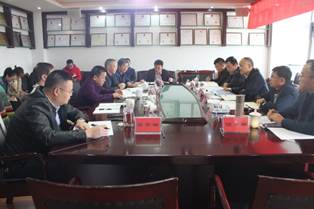 说明: C:\Users\dell\Desktop\到省煤田地质局141队交流照片20191030\IMG_6783.JPG