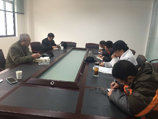 座谈会场景