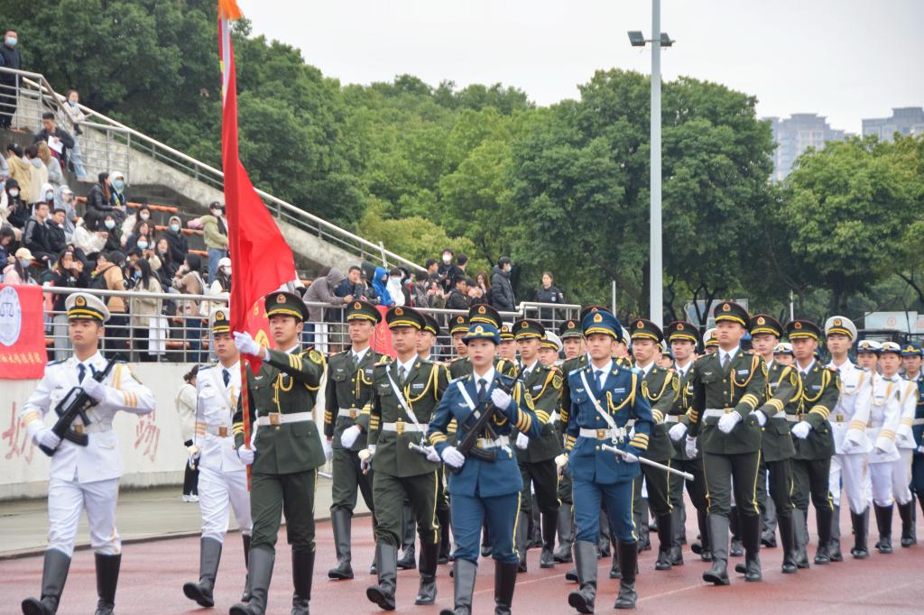 https://www.swpu.edu.cn/__local/7/B5/56/231CB498BD2716F1F23D8A96902_756E1859_21989.jpg