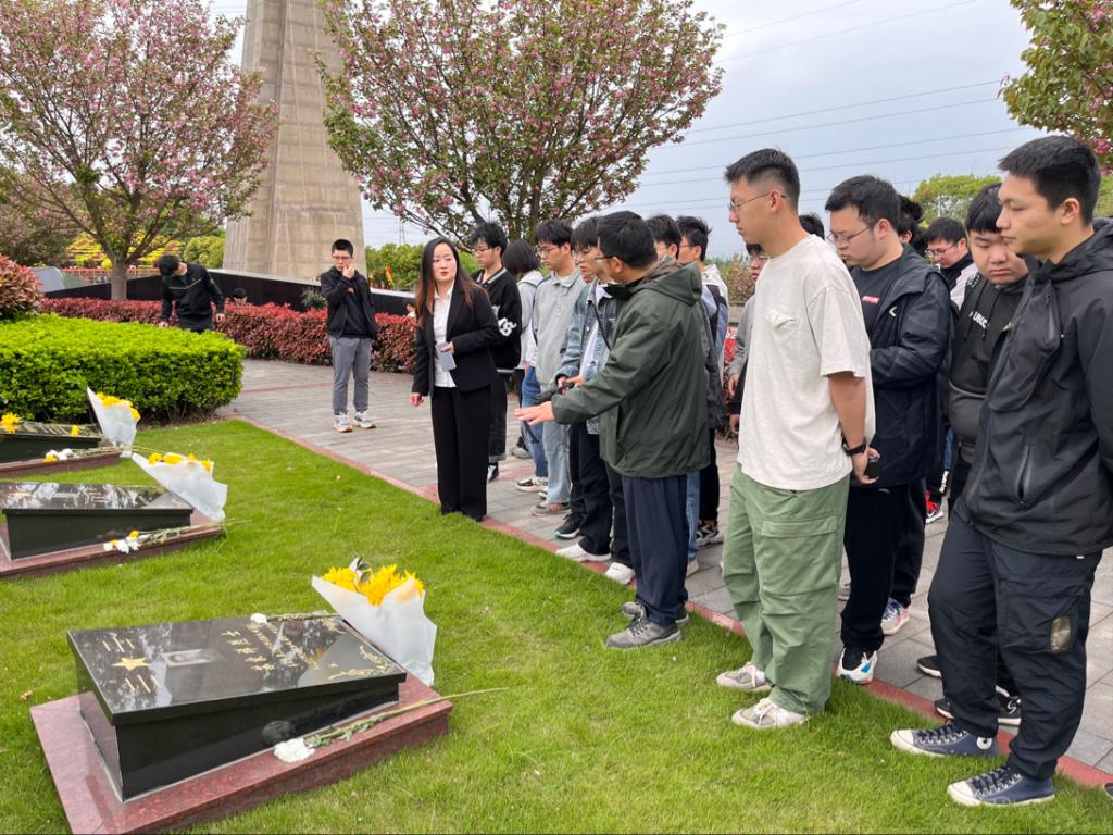 2023-04-05 23:28:33.977000