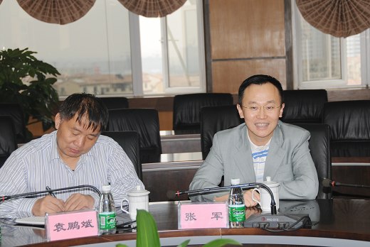 我校与海隆石油工业集团有限公司共建实验室-