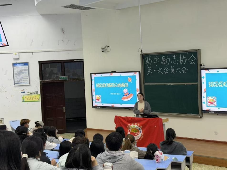 7db796d3d820b5abfe3a2b631822ba34