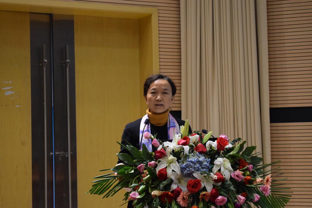 刘向君院长讲话