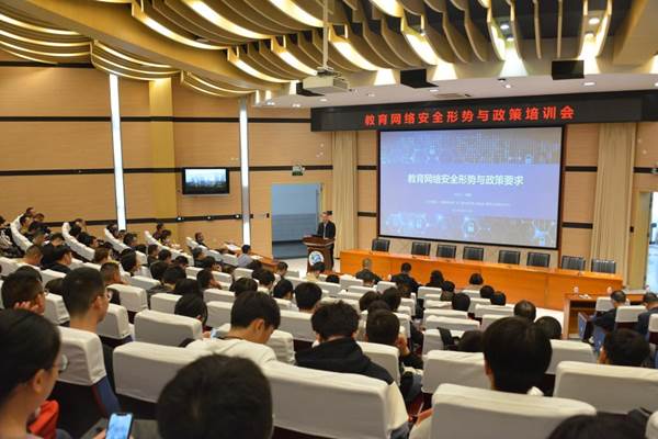 https://www.swpu.edu.cn/__local/E/64/ED/928658555317940909E4A2E50E1_57598A44_1B5AE.jpg