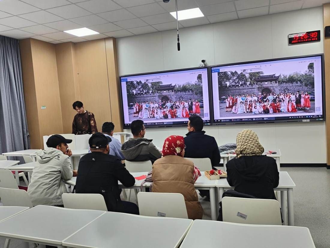 img_v3_02sf_178e296a-509c-4507-adc0-32cb377e97bg img_v3_02sf_178e296a-509c-4507-adc0-32cb377e97bg