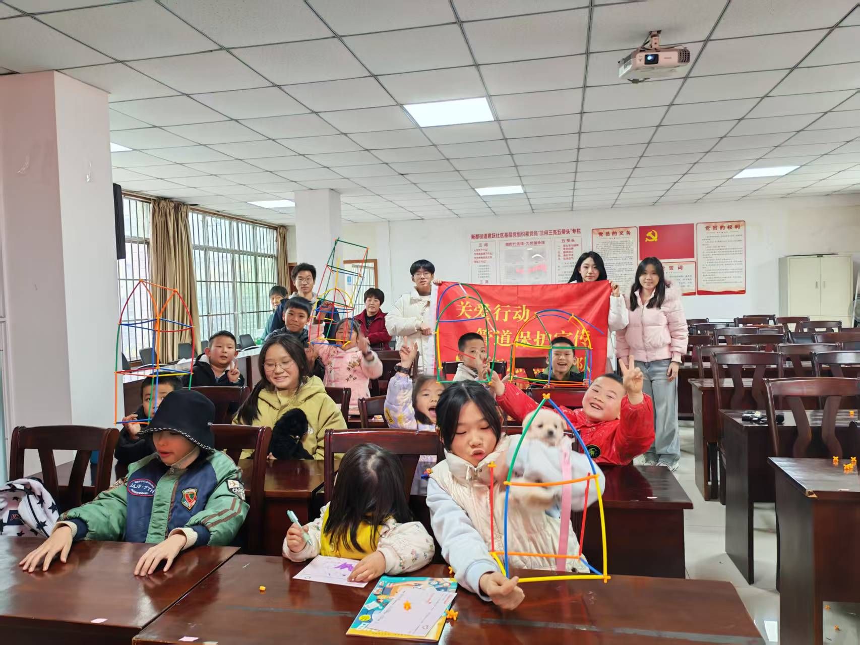 图示, 示意图

中度可信度描述已自动生成:ver1