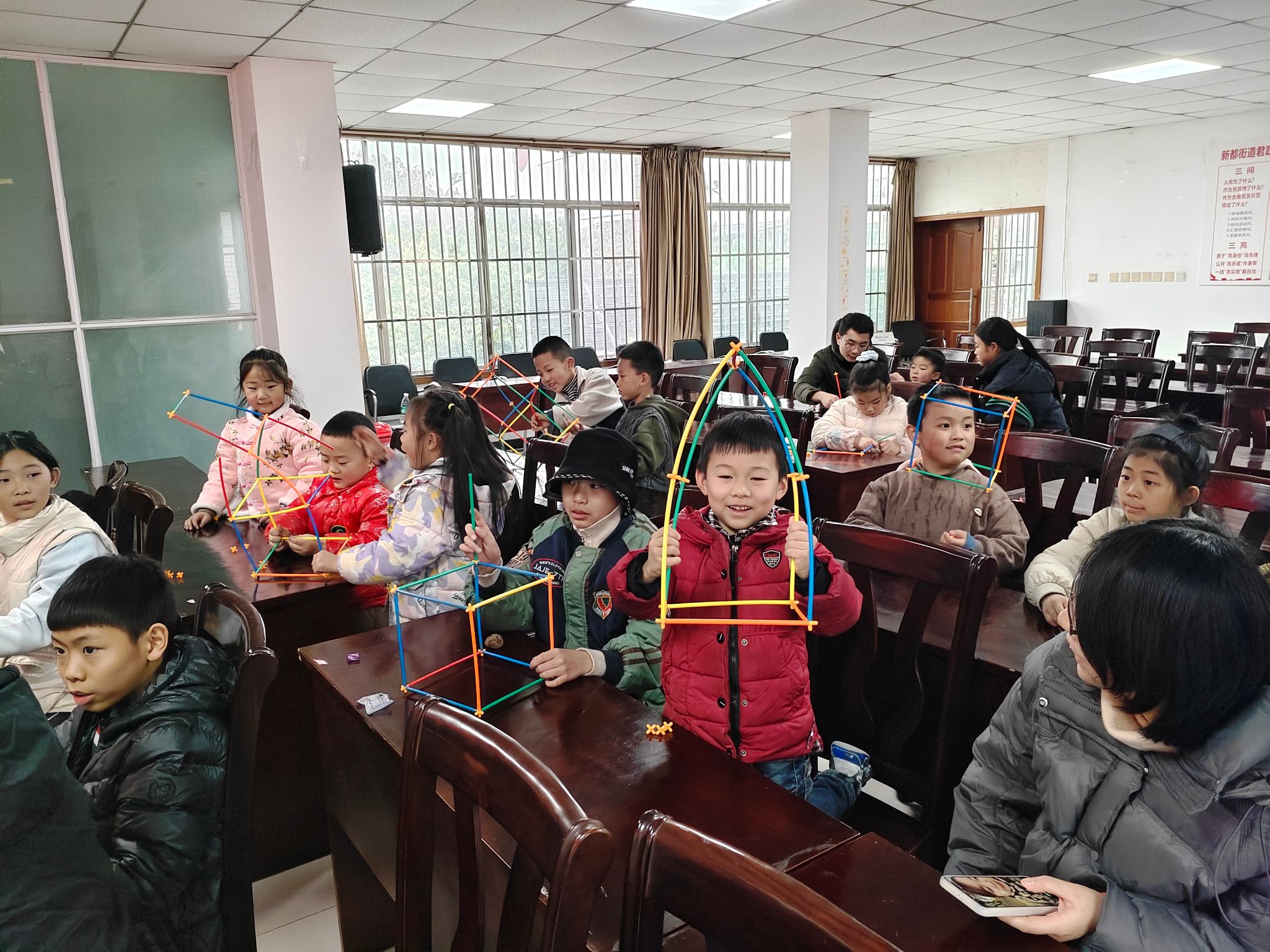 图示, 示意图

中度可信度描述已自动生成:ver1