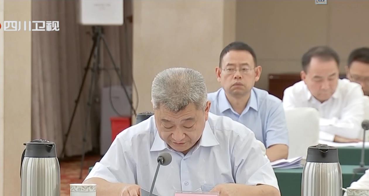 https://www.swpu.edu.cn/__local/B/4D/7D/567EE75B361BFF2AF4DEA959F12_60814ED8_FD24.jpg