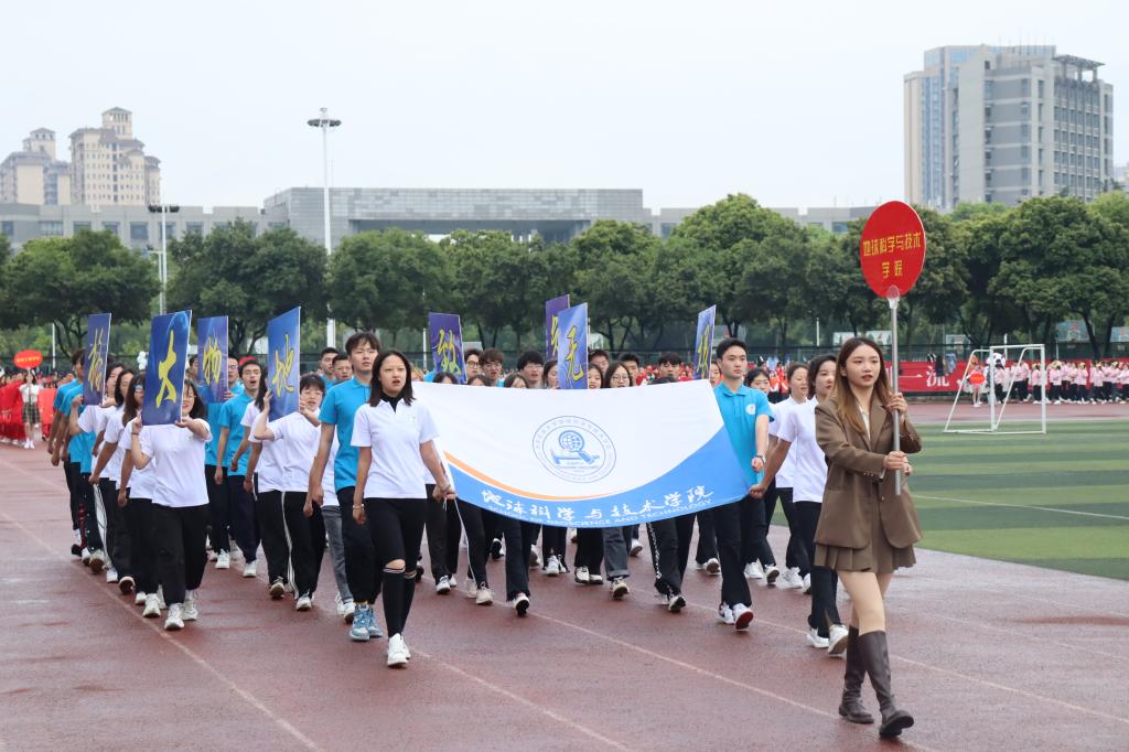 https://www.swpu.edu.cn/__local/B/62/26/77CCF1445AF1D37A11026ECB73B_4E1BACF9_192ED.jpg
