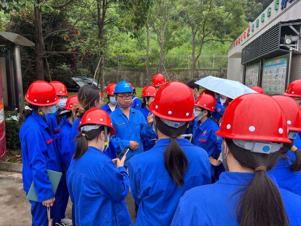 P`O]TPQY~L]0WK9{BY1ML]M