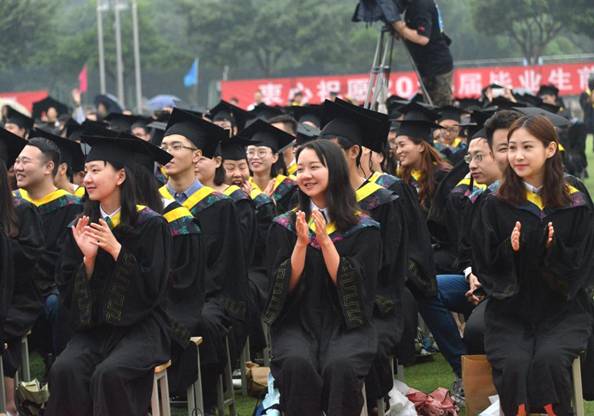 http://www.swpu.edu.cn/__local/B/34/FA/9ACC7B82C3F5445592B515052F9_4A1F7213_18000.jpg