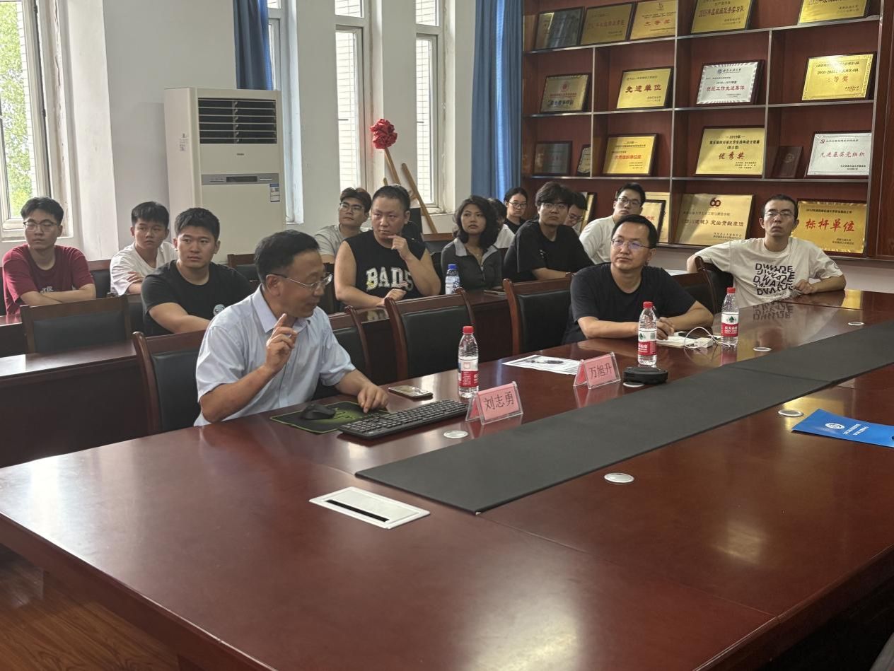 微信图片_20250912171306_17_400