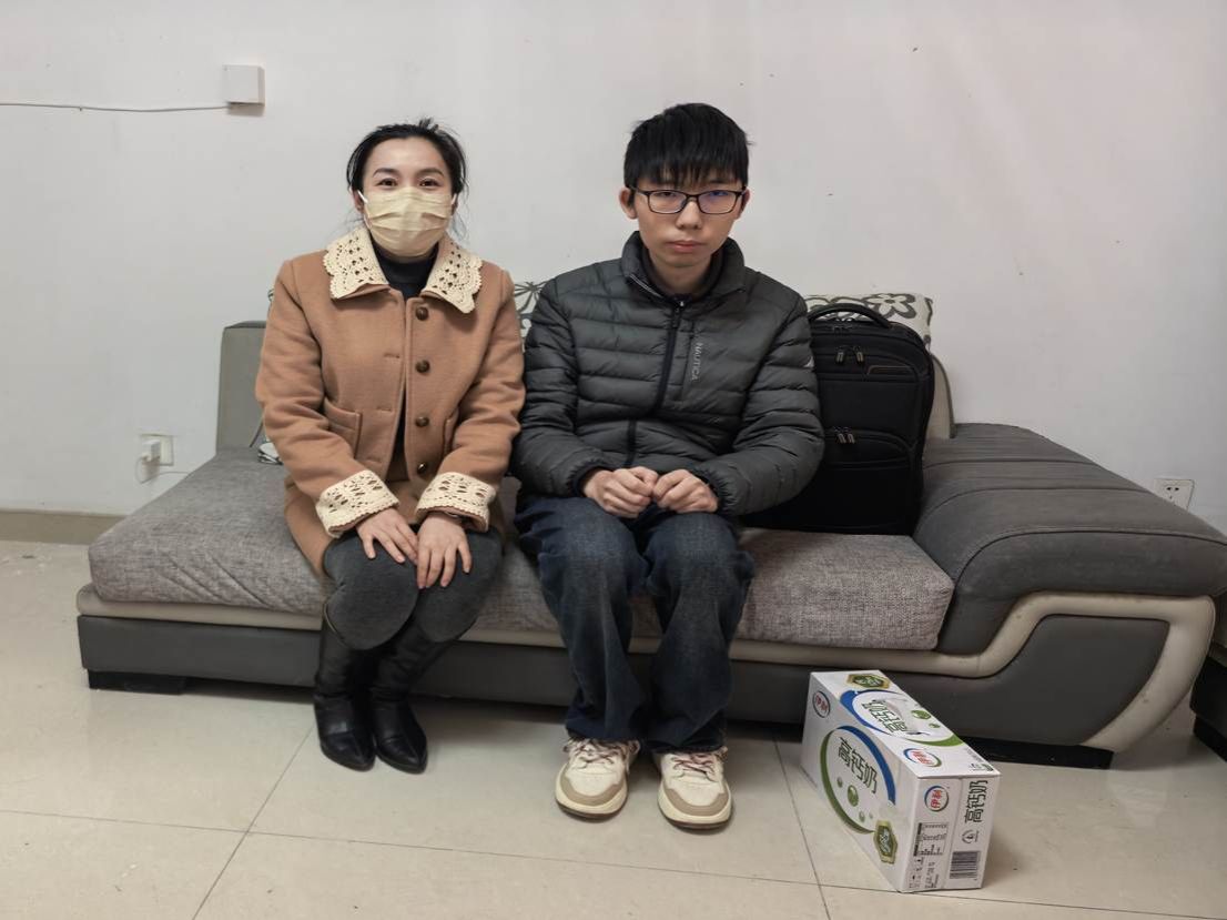 刘肖
