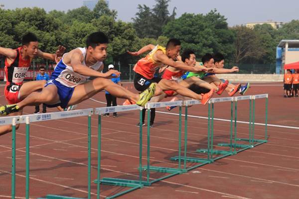 http://www.swpu.edu.cn/__local/C/91/0B/F4248EE4DF0407E60881533DC71_60A642FE_1AAE0.jpg