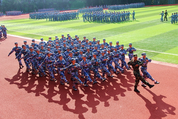 http://www.swpu.edu.cn/__local/C/E9/B5/09BB005DAD7E38420D085F5F082_2069D201_49385.jpg