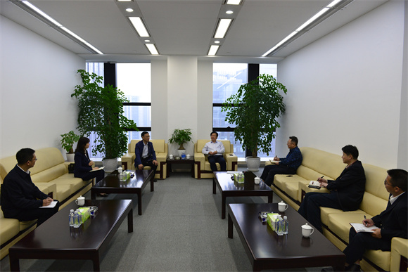 座谈会现场 (2).jpg