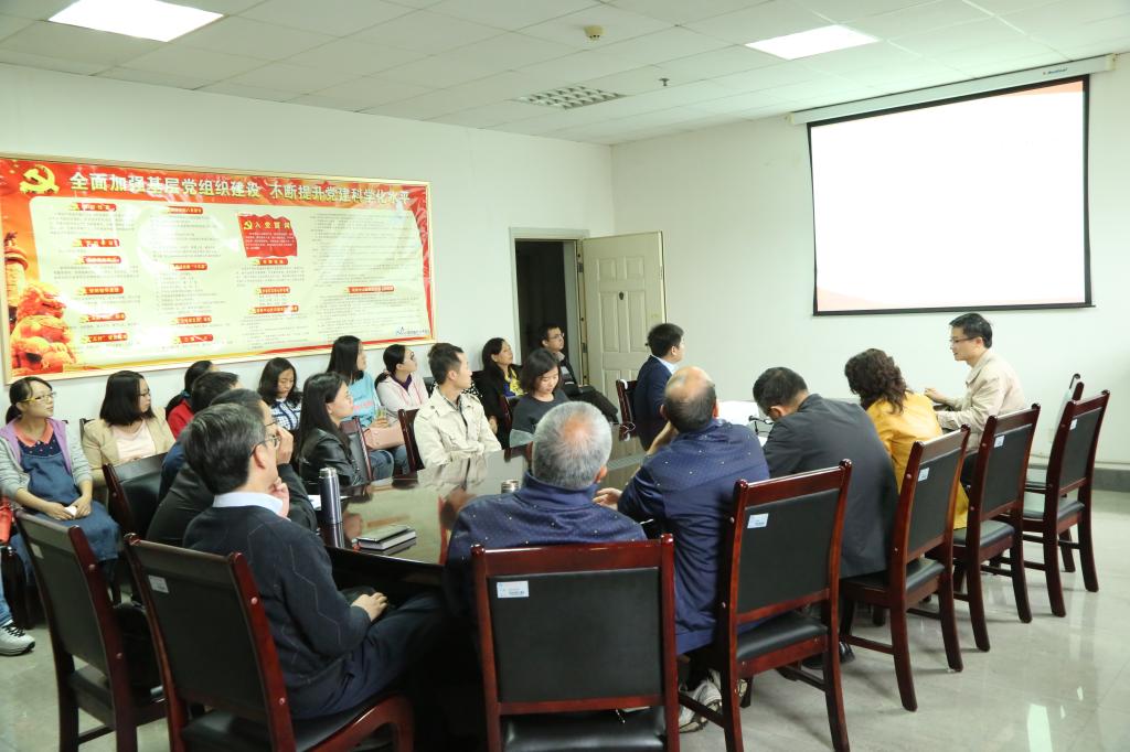 专题讲座现场