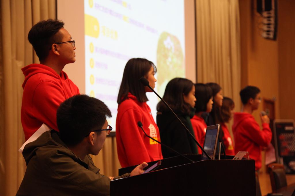 西南石油大学创行团队答辩现场